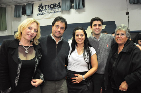 115-0025_IMG
